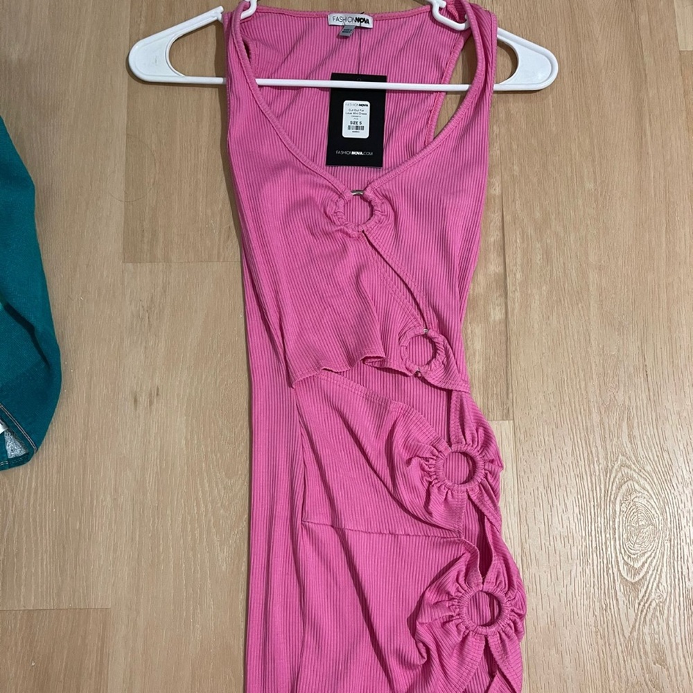 Fashion nova dress NWT size small